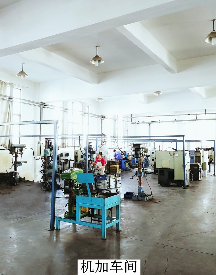 1597997981546375.jpg 調(diào)整大小 機加車間.jpg